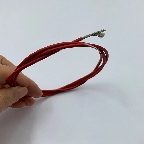 How to connect a router to a gigabit fiber optic cable 