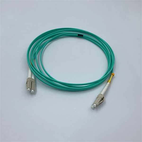 Optical attenuation during fiber optic cable connection