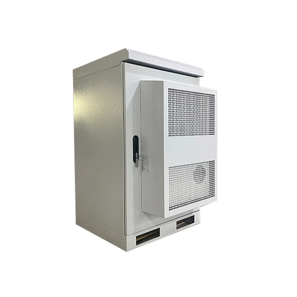 Are the power outputs of a splitter and optical fiber the same 